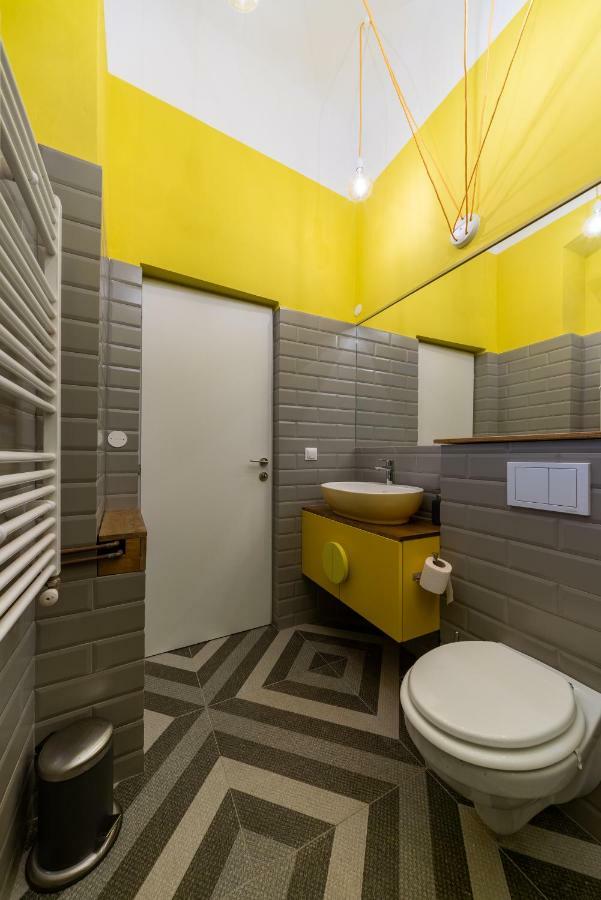 The Yellow Umbrella Studio Cluj-Napoca Exterior photo