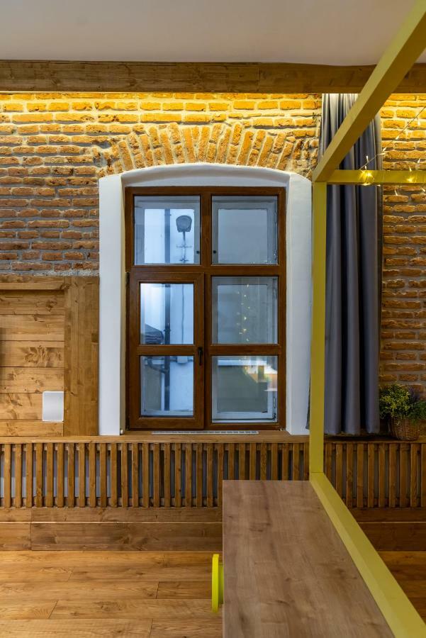 The Yellow Umbrella Studio Cluj-Napoca Exterior photo